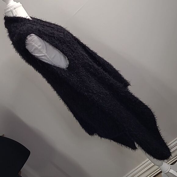 G eyelash vest good condition - Picture 3 of 7